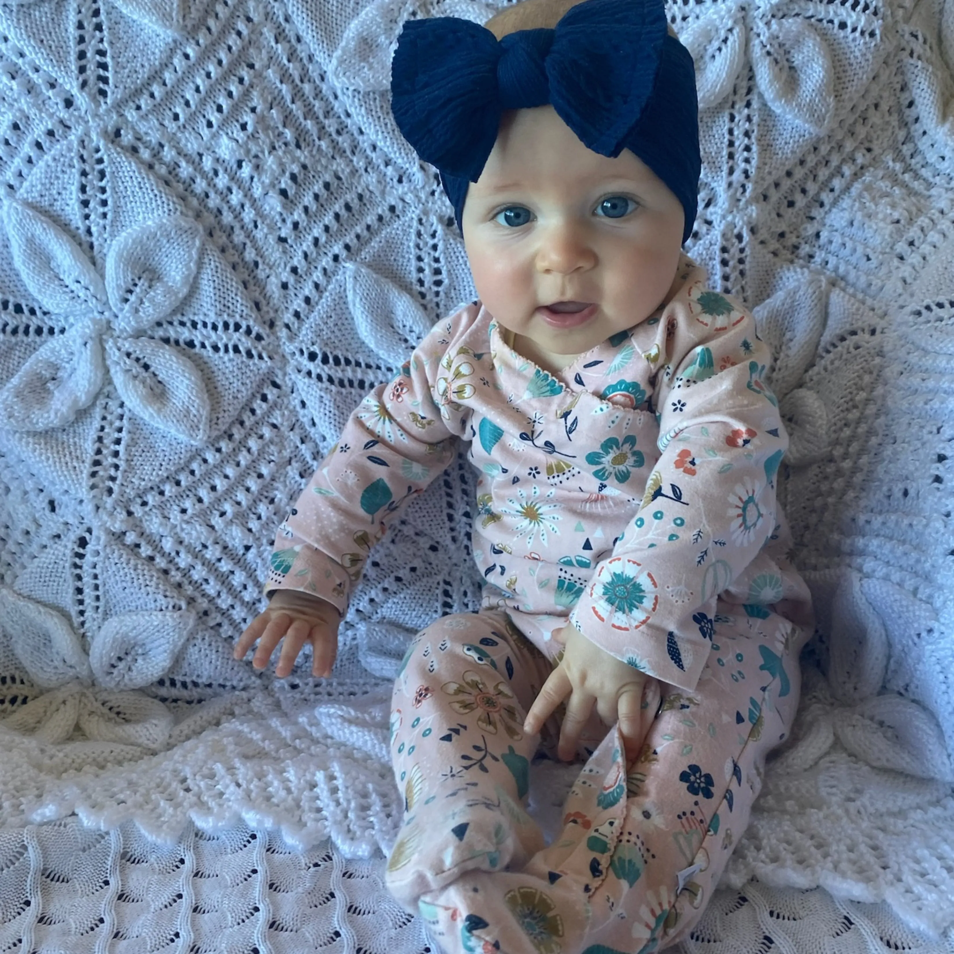 Baby Twist Cable Knit Bow Headband in Cherry
