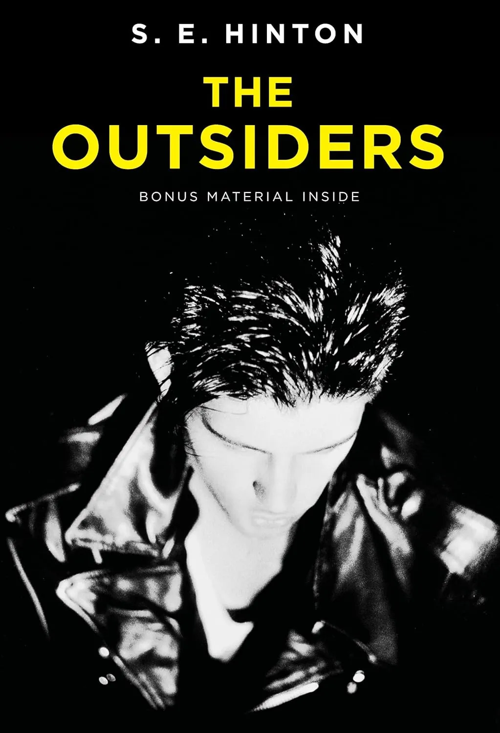 The Outsiders Paperback  April 20, 2006